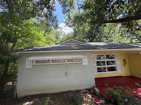 4th image of 4812 Matar St