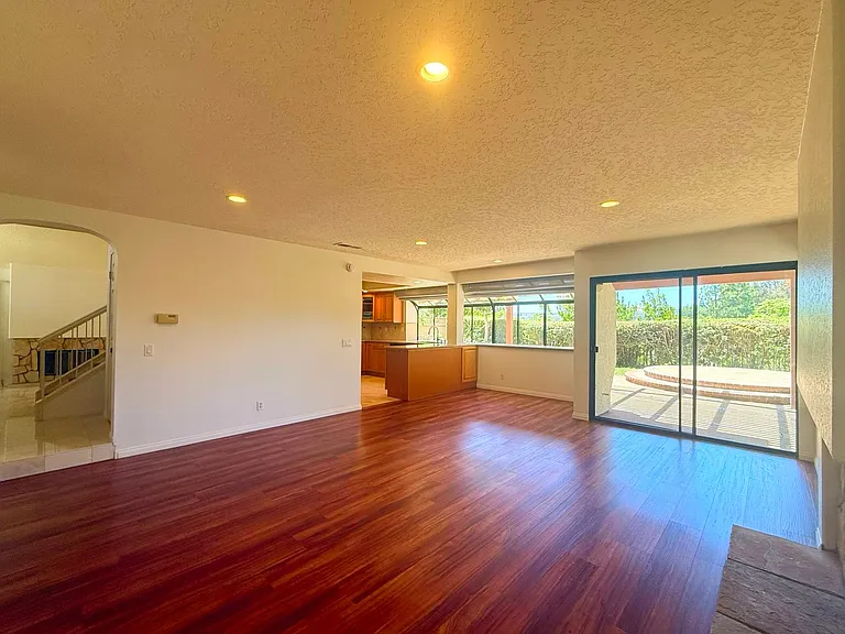 4121 Worsch Way — Photo 9