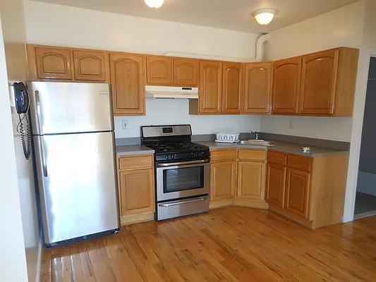 Rented by Urban Realty NYC | media 71