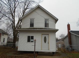 409 16th Ave, Sterling, IL 61081