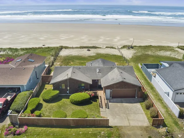 4466 SW Pacific Sands Dr, Waldport, OR 97394
