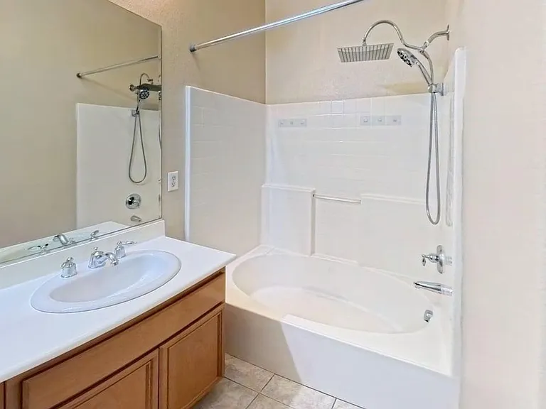 1800 E Lakeshore Dr #1701 — Photo 11