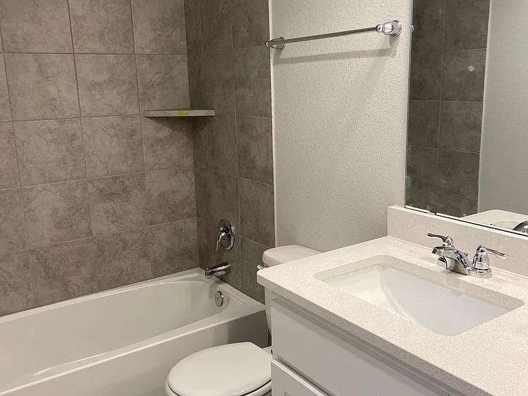 1602 Denesa Dr — Photo 16