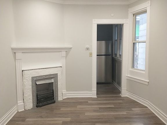 3rd image of 77 California St Unit 1