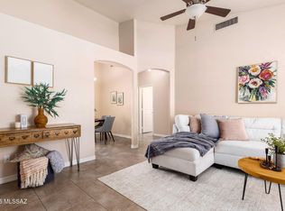 9025 N Clover Way, Tucson, AZ 85743