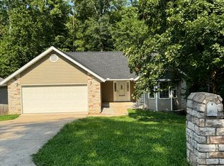201 Hideaway St, Branson, MO 65616