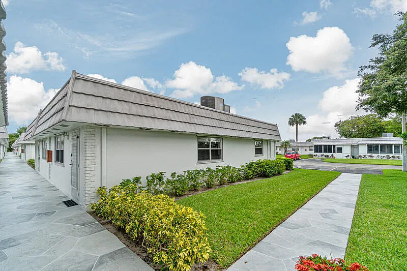 1 bed, 1.5 bath, 726 sqft, $2,800 — Photo 3