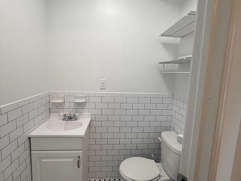 148 Sullivan St #7 — Photo 8