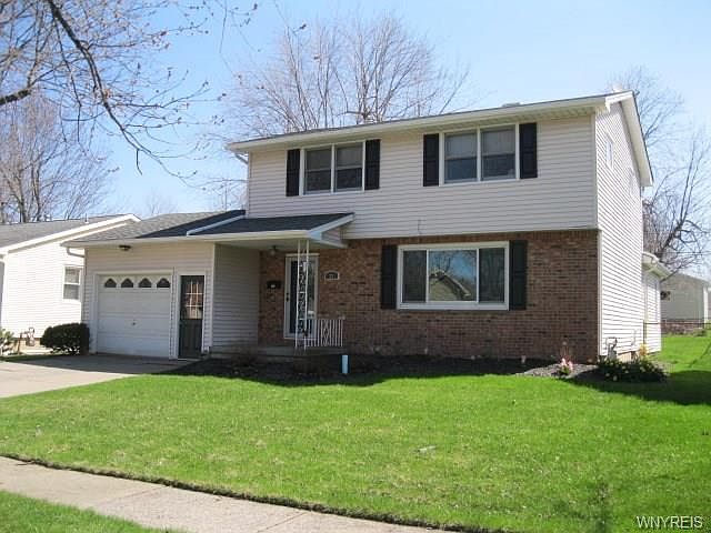 1st image of 37 Lois Dr
