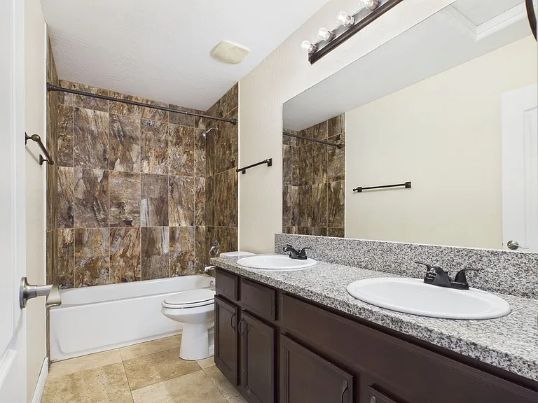 17648 W Lisbon Ln — Photo 24
