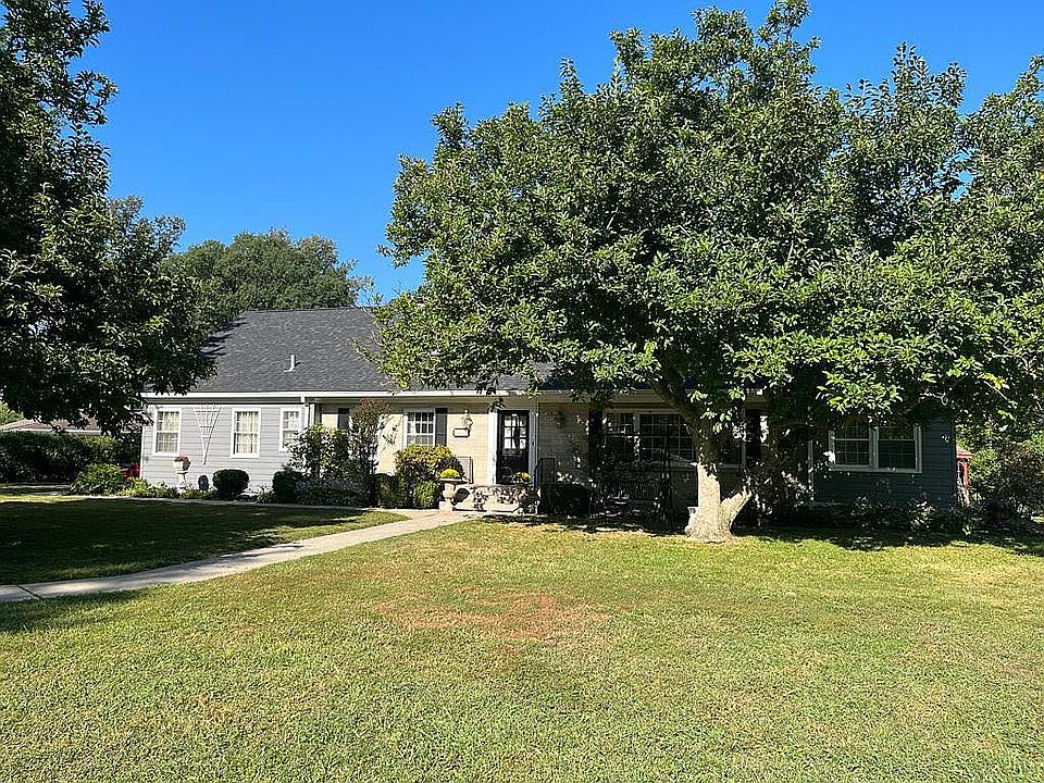 1609 McDowell Rd, Vincennes, IN 47591 | Zillow