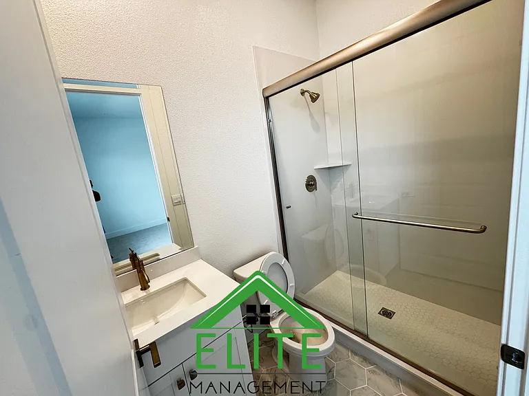 3041 Palo Alto St — Photo 24