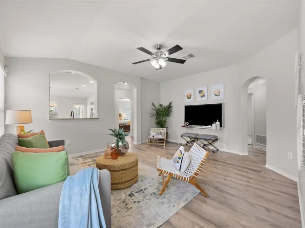 629 Pinnacle Dr, Georgetown, TX 78626