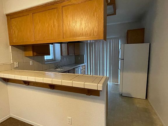 3rd image of 748-760 Jana Way #760D