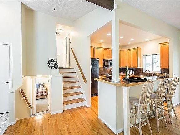 Staged main level