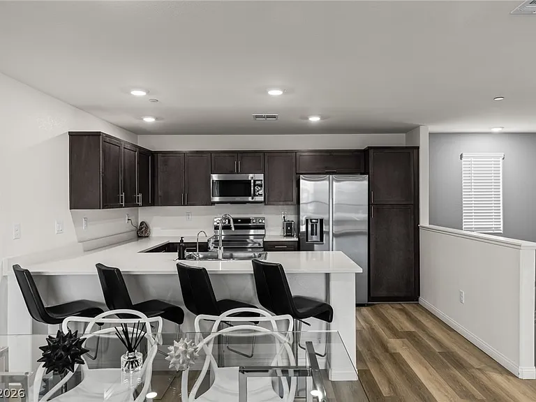 6829 Prairie Pearl St — Photo 29