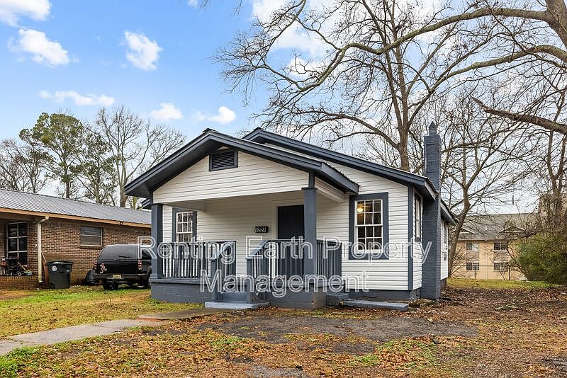 1st image of 1228 19th Pl SW