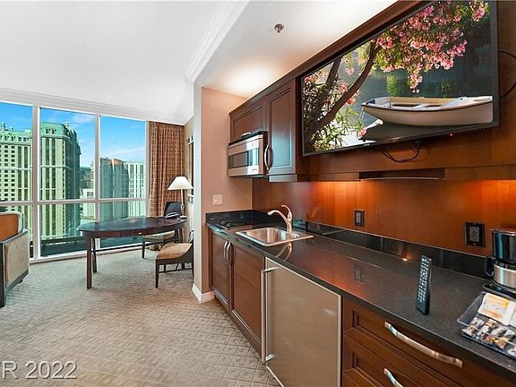 4th image of 145 E Harmon Ave #2505