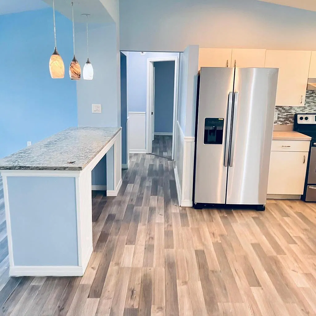 4 bed, 2.0 bath, 1499 sqft, $2,500 — Photo 4
