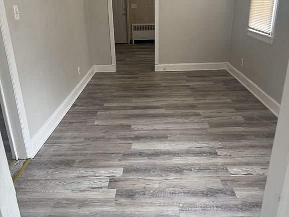 3rd image of 129 Chestnut St #2-3