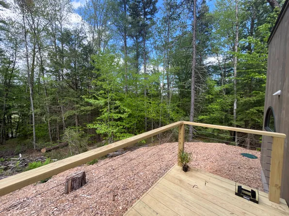 (undisclosed Address), Harrisville, NH 03450
