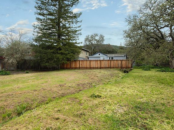 4th image of 773 Arroyo Road