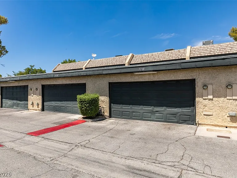 3318 China Dr — Photo 37