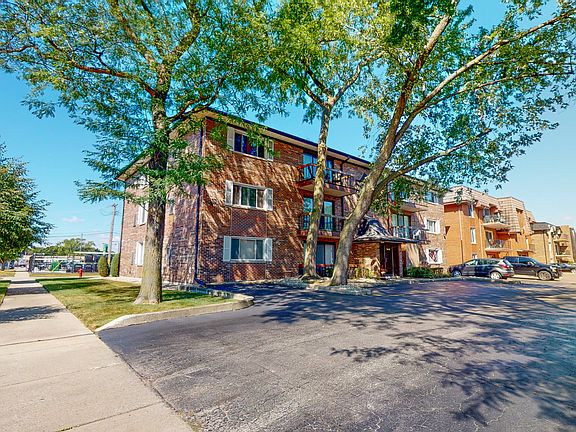 2nd image of 10851 S Keating Ave APT 2A
