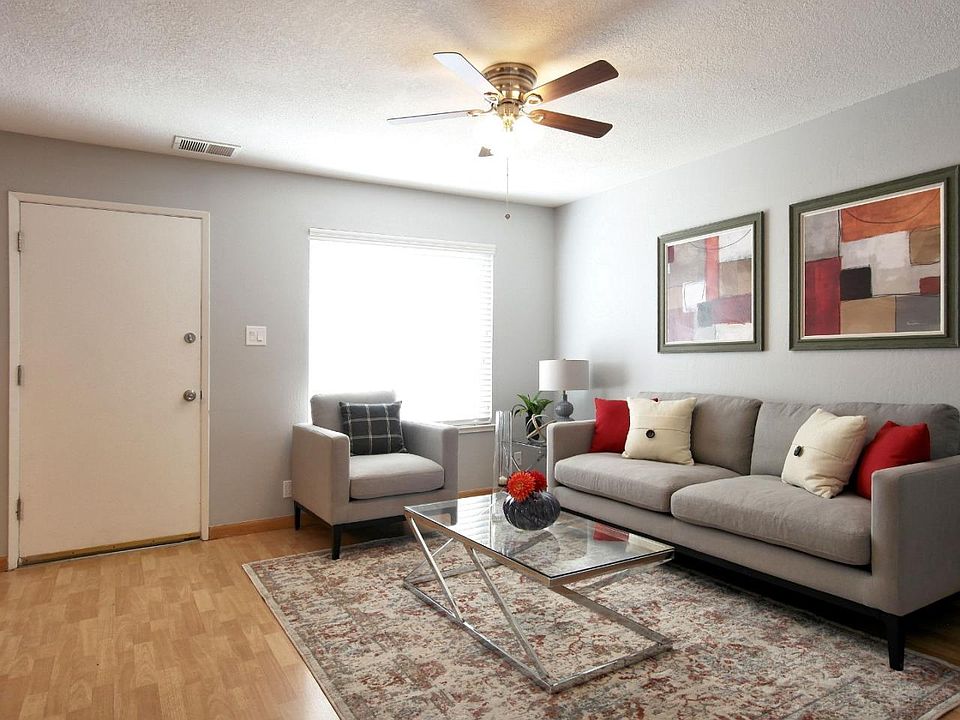 1st image of 4647 Persimmon Pl