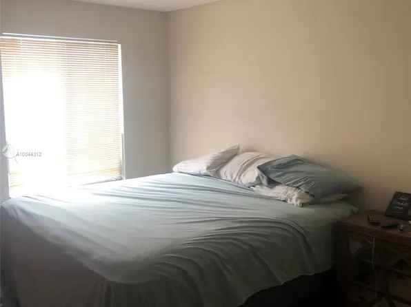 595 Vista Isles Dr APT 1926, Sunrise, FL 33325