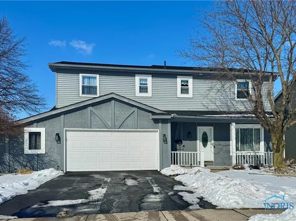 3127 Hazelton Dr, Oregon, OH 43616