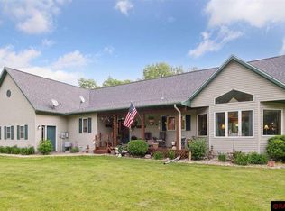 19369 584th Ln, Mankato, MN 56001