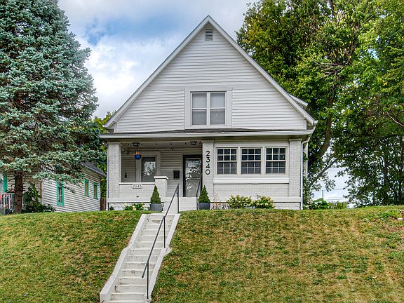 2nd image of 2340 Coyner Ave