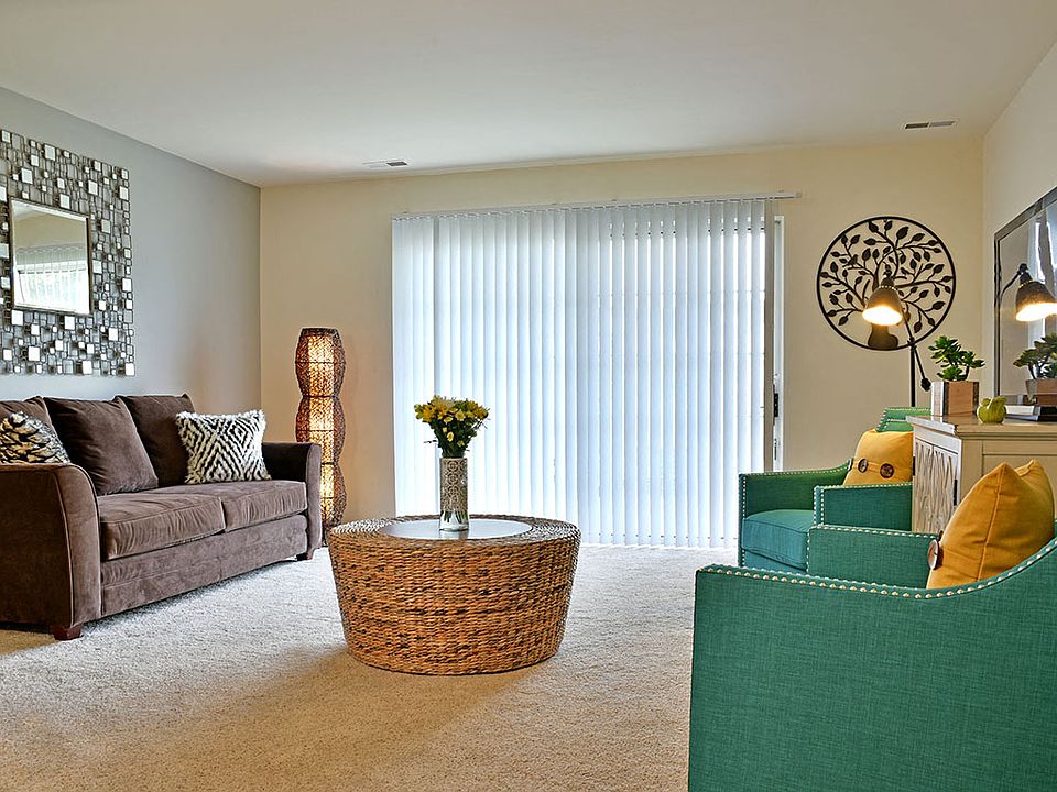 Spacious Living Room