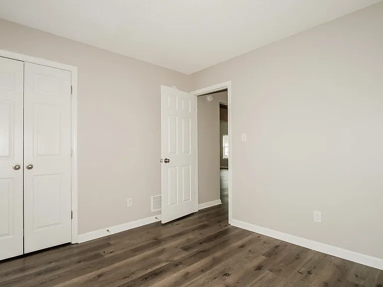 7959 Ridgedale Dr — Photo 13