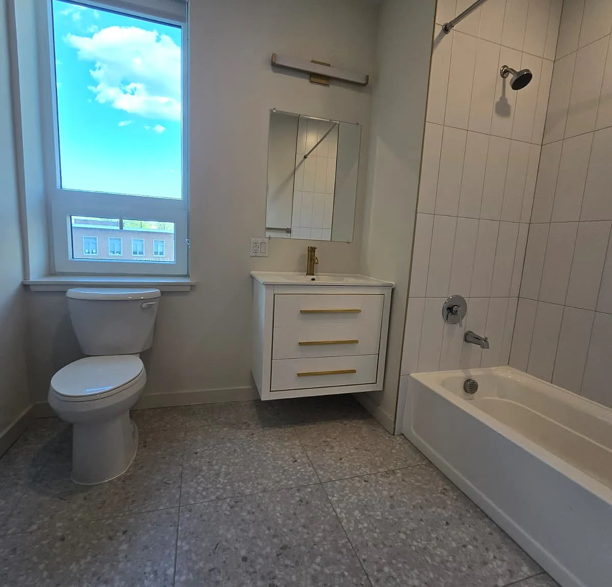 1 bed, $2,175 — Photo 3