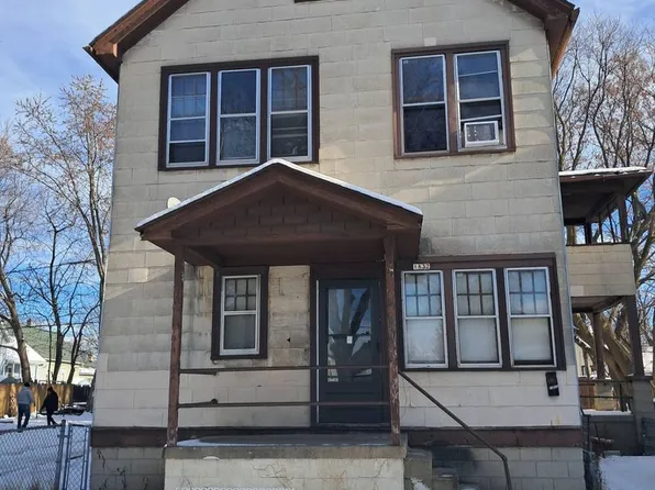 1832 S 18th St, Milwaukee, WI 53204
