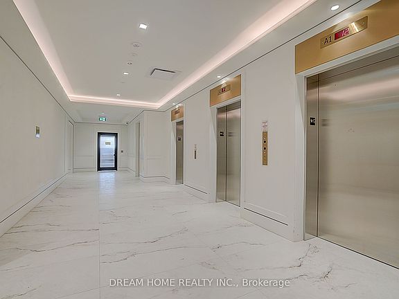 4th image of 4010 Eglinton Ave W #910