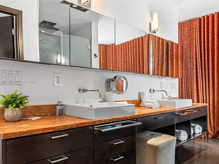 1606 S Bayshore Dr — Photo 50