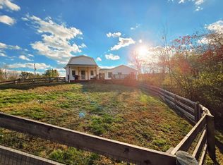 28841 Coshocton Rd, Howard, OH 43028