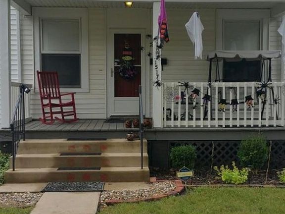 3rd image of 1517 S State St