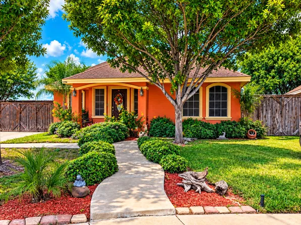 1796 AMANDA, Eagle Pass, TX 78852