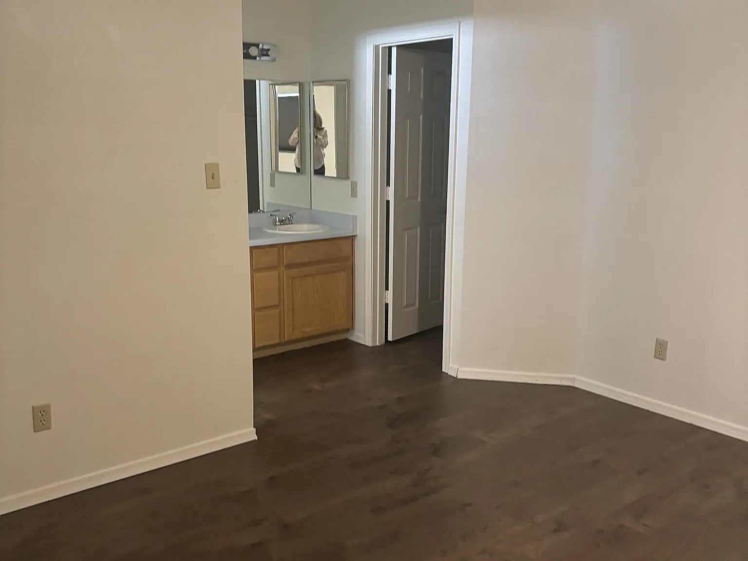 2605 W 12TH PL - 2605 — Photo 4
