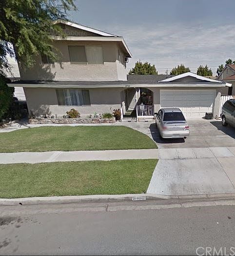 2nd image of 8710 Holly Way