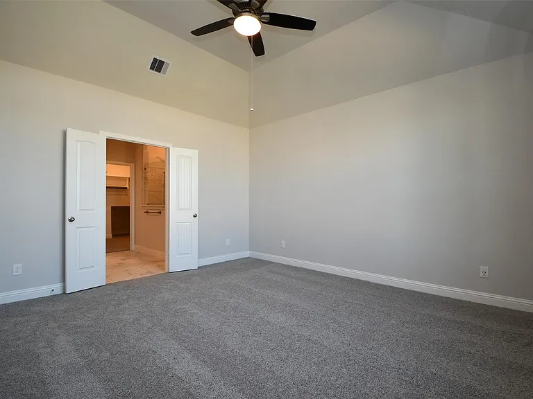 19718 Dwight Eisenhower Dr — Photo 20