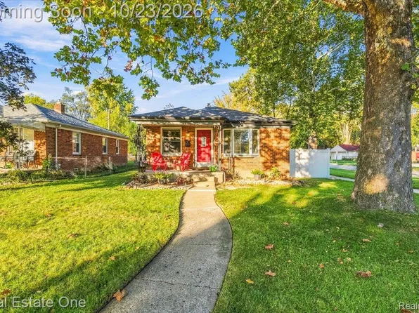 17745 Centralia, Redford, MI 48240