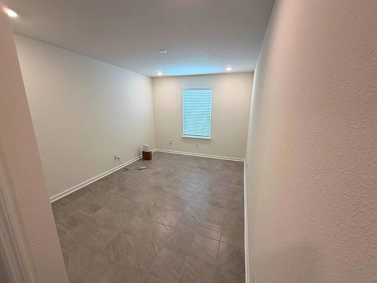 65 Signet Cir — Photo 12