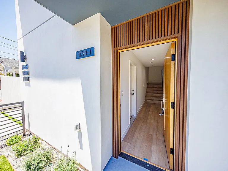 11311 Collins St — Photo 67