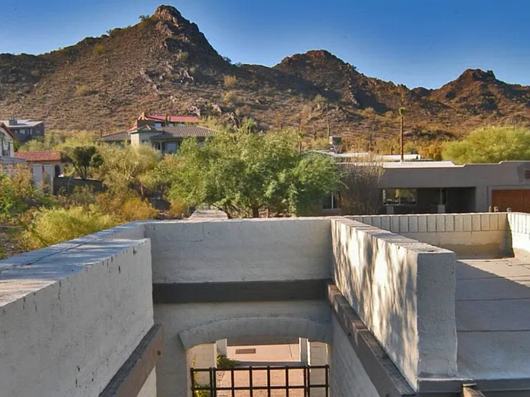 1525 E Las Palmaritas Dr — Photo 13