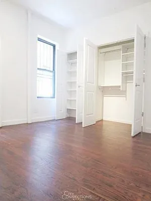 Rented by City Connections Realty | media 15